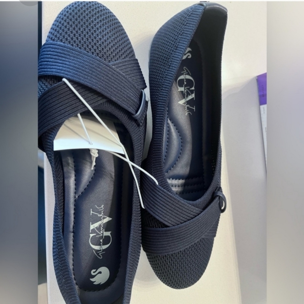 Gloria Vanderbilt DEBBIE Ladies' Flat Navy Blue NEW IN BOX - Picture 2 of 8